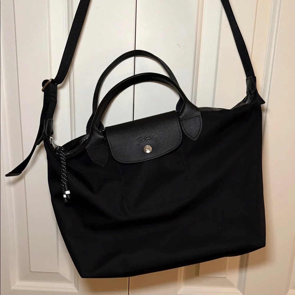 Longchamp Le Pliage Energy Medium Crossbody - Picture 1 of 16
